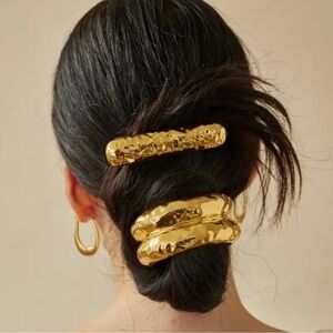 2pcs Luxury Metal Gold Hammered Hair Tie Elegant ✨🔥🔥✨ Bridal 💕💕 New with gift